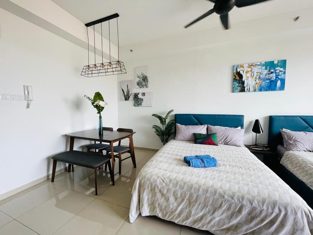 Homestay I-City Cantik, Tenang, Wifi, 4K Smart Tv, Netflix, Coway, Free Parking Shah Alam Buitenkant foto