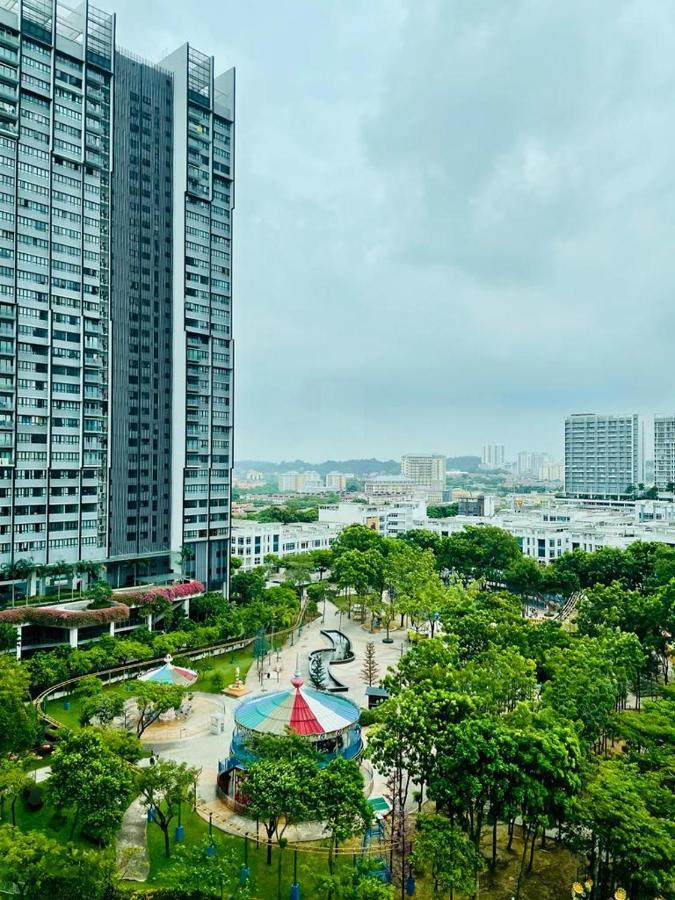 Homestay I-City Cantik, Tenang, Wifi, 4K Smart Tv, Netflix, Coway, Free Parking Shah Alam Buitenkant foto
