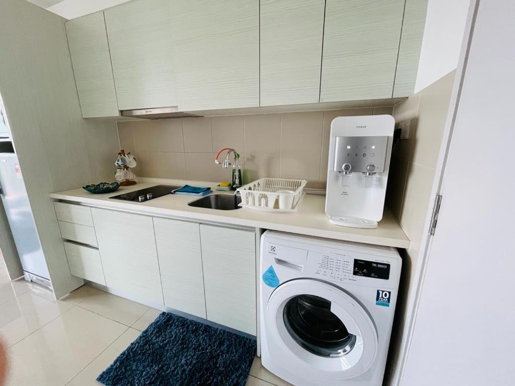 Homestay I-City Cantik, Tenang, Wifi, 4K Smart Tv, Netflix, Coway, Free Parking Shah Alam Buitenkant foto