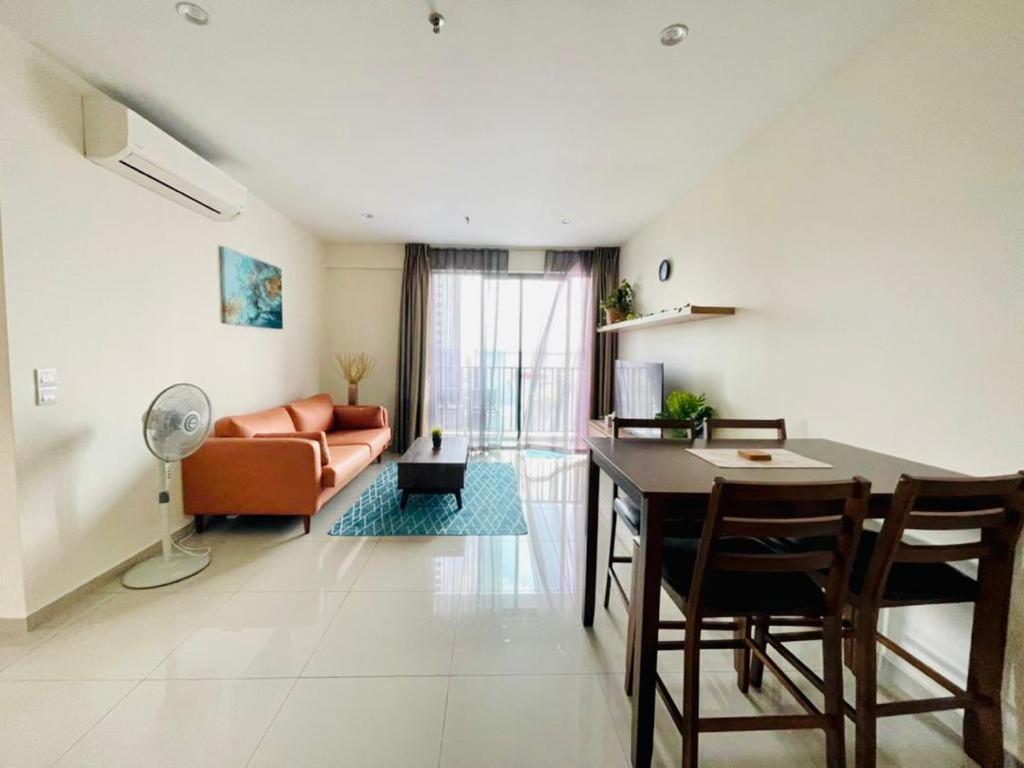 Homestay I-City Cantik, Tenang, Wifi, 4K Smart Tv, Netflix, Coway, Free Parking Shah Alam Buitenkant foto