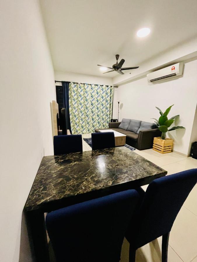 Homestay I-City Cantik, Tenang, Wifi, 4K Smart Tv, Netflix, Coway, Free Parking Shah Alam Buitenkant foto