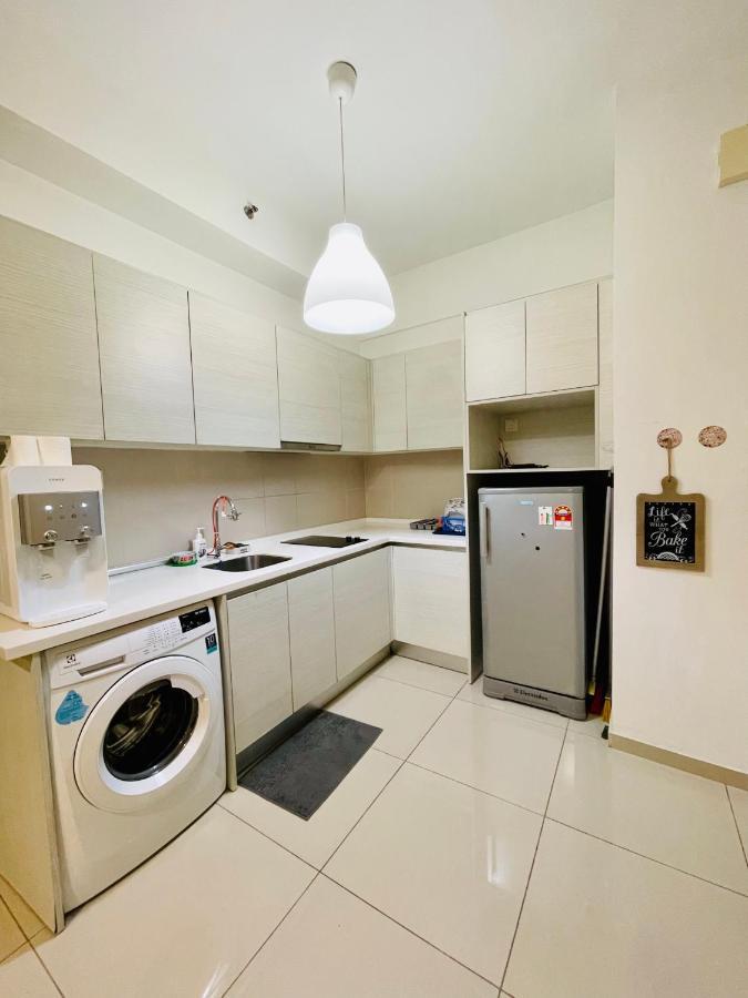 Homestay I-City Cantik, Tenang, Wifi, 4K Smart Tv, Netflix, Coway, Free Parking Shah Alam Buitenkant foto