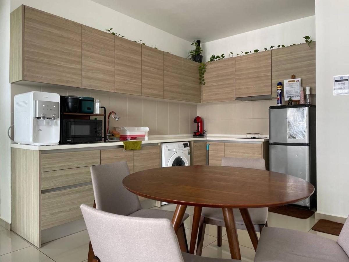 Homestay I-City Cantik, Tenang, Wifi, 4K Smart Tv, Netflix, Coway, Free Parking Shah Alam Buitenkant foto